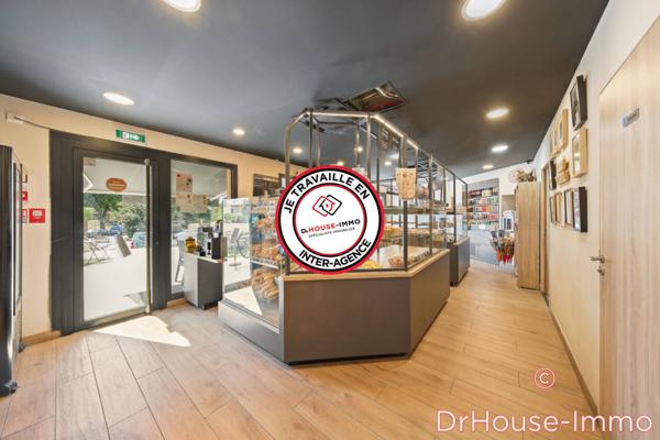 Commerce à vendre 3 pièces de 199 m²