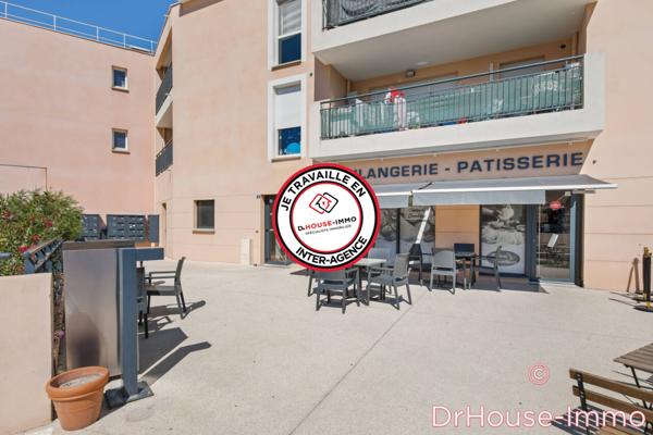 Commerce à vendre 3 pièces de 199 m²
