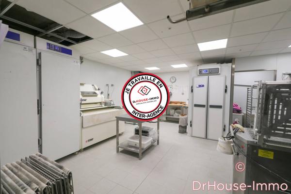 Commerce à vendre 3 pièces de 199 m²