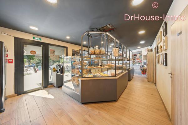 Commerce à vendre 3 pièces de 199 m²