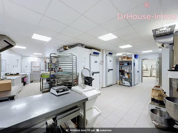 Commerce à vendre 3 pièces de 199 m²