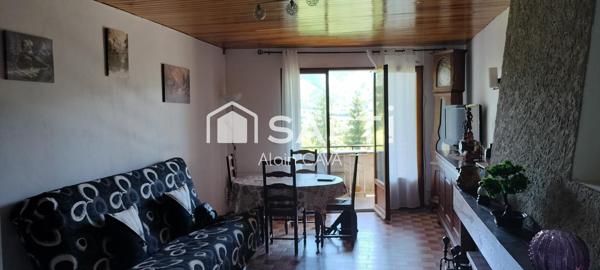 Joli T2 traversant de 43m² avec terrasse situé au 1er étage