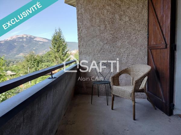 Joli T2 traversant de 43m² avec terrasse situé au 1er étage
