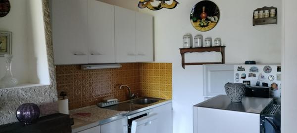 Joli T2 traversant de 43m² avec terrasse situé au 1er étage