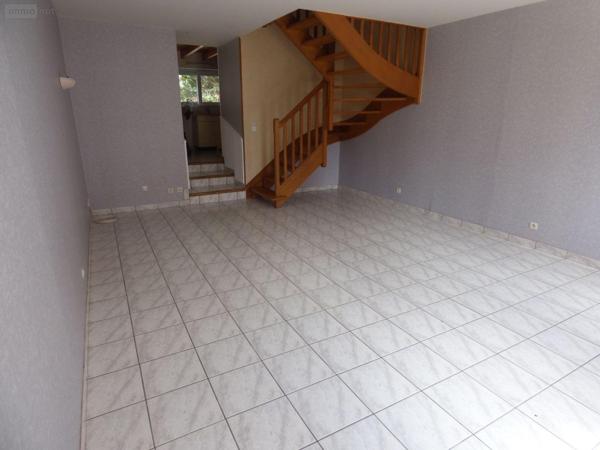 Maison à vendre à Bains-sur-Oust en Ille-et-Vilaine (35600), ref : 143/230M