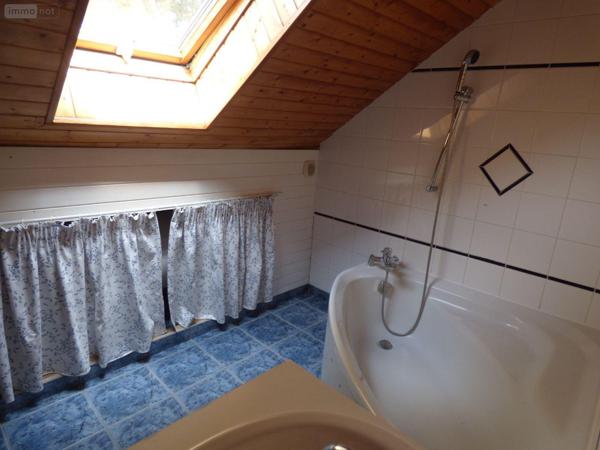 Maison à vendre à Bains-sur-Oust en Ille-et-Vilaine (35600), ref : 143/230M