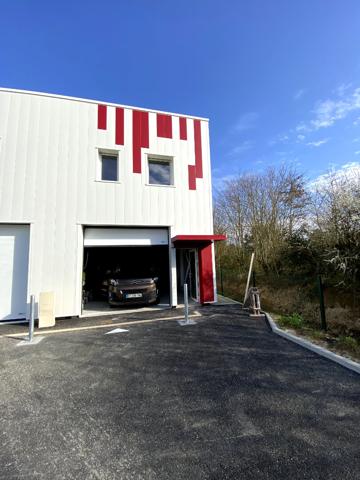 A VENDRE : très beau BUREAUX NEUFS environ 100 m2 - SAINT-HERBLAIN