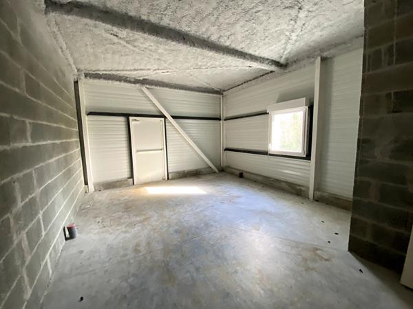 A VENDRE : très beau BUREAUX NEUFS environ 100 m2 - SAINT-HERBLAIN