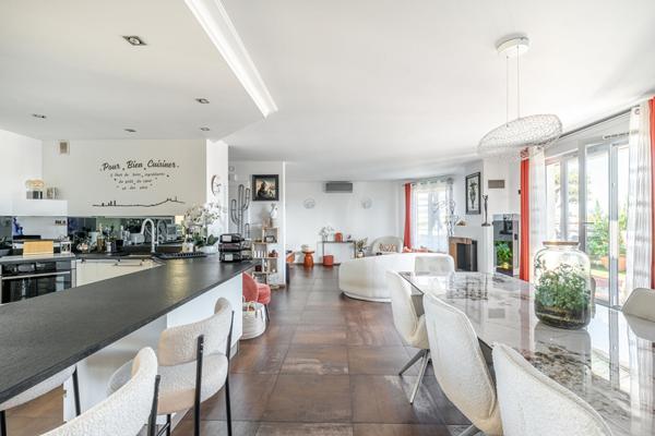 Toit-terrasse au coeur du secteur « Grand Trou » à Lyon 8e