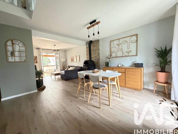 Maison à vendre 6 pièces 118 m² Sainte-Geneviève-des-Bois