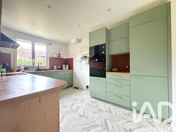 Maison à vendre 6 pièces 118 m² Sainte-Geneviève-des-Bois