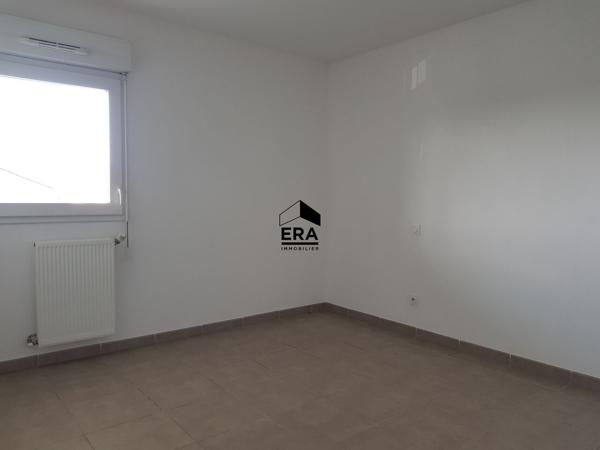 SALON - Proche Gare - 3 pièces de 58 m² avec terrasse et garage double