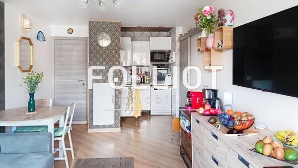 Appartement T2 à vendre à Courseulles-sur-Mer - Rez-de-chaussée avec balcon
