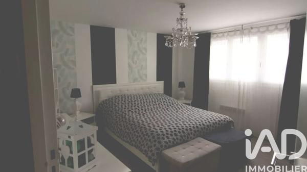 Appartement à vendre 7 pièces 148 m² Saint-Chéron