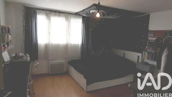 Appartement à vendre 7 pièces 148 m² Saint-Chéron