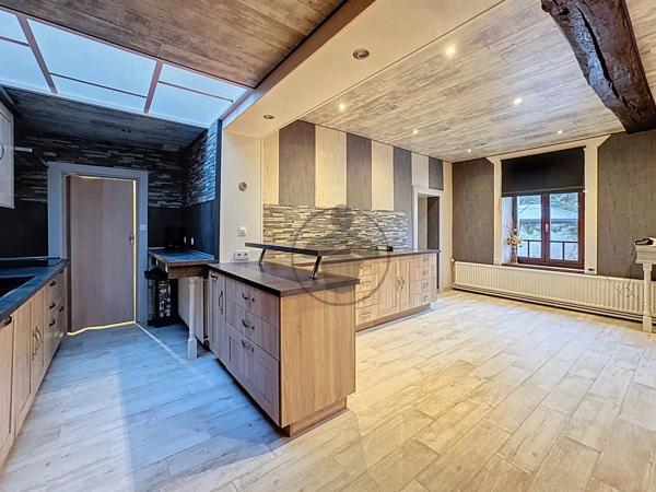 Vente Maison 5 pièces 170 m2 à Macquigny