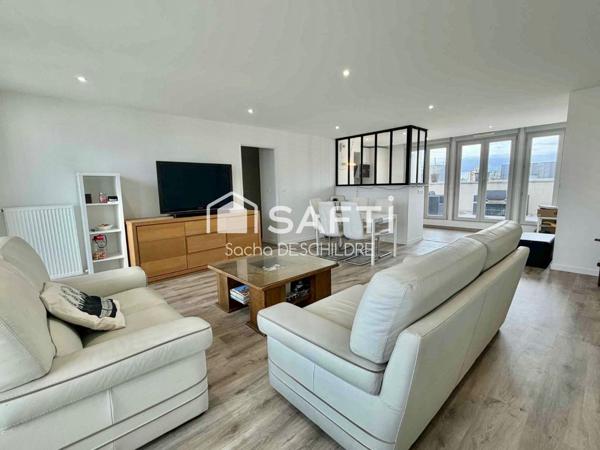 Appartement Hyper centre – Dernier étage–Terrasses