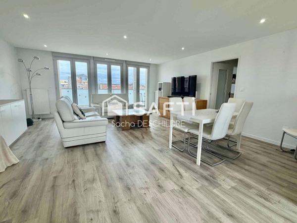 Appartement Hyper centre – Dernier étage–Terrasses