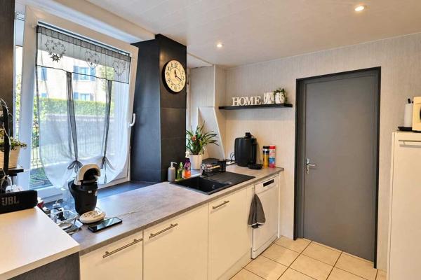 Maison en pierre avec terrain de 561 m²
