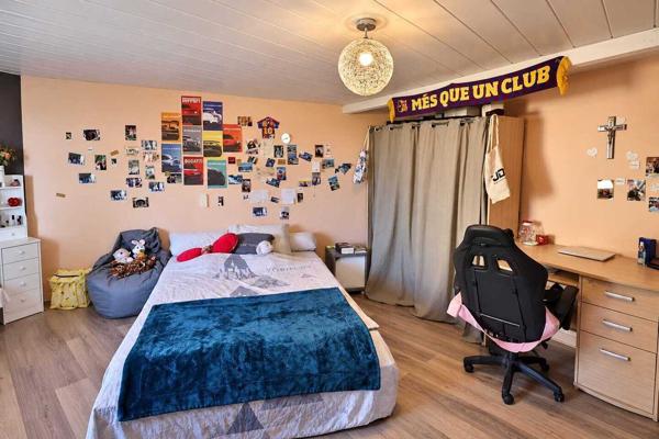 Maison en pierre avec terrain de 561 m²
