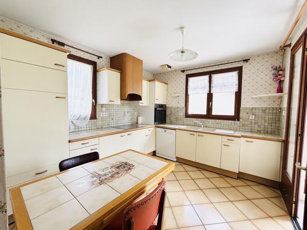 Maison 14m2 terrain 2032m2 vue dégagée 422 000 € H.A.I.*