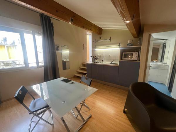 Appartement à louer    1 pièce • 21,54 m2 Bordeaux