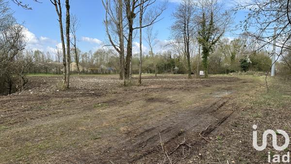 Land for sale 10 000 m² Saint-Parres-lès-Vaudes