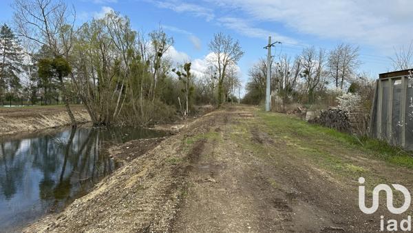 Land for sale 10 000 m² Saint-Parres-lès-Vaudes