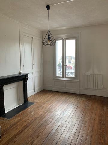 L'Adresse vous propose un appartement T2 dans le secteur Rond-Point.