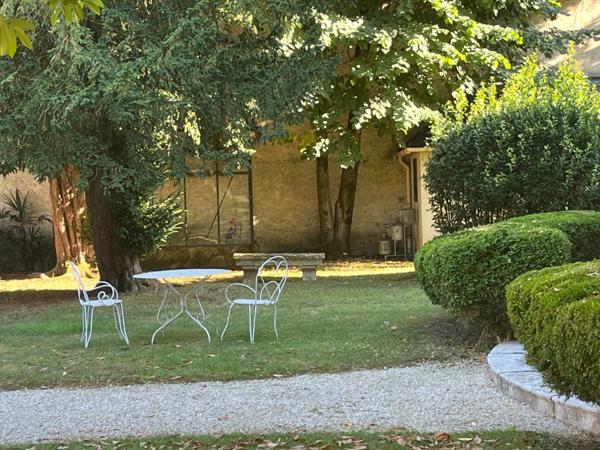 Marciac (32) ELEGANTE MAISON DE MAITRE, sans travaux, avec maison d'artistes ou gîte, parc séculaire clos de murs
