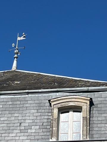 Marciac (32) ELEGANTE MAISON DE MAITRE, sans travaux, avec maison d'artistes ou gîte, parc séculaire clos de murs