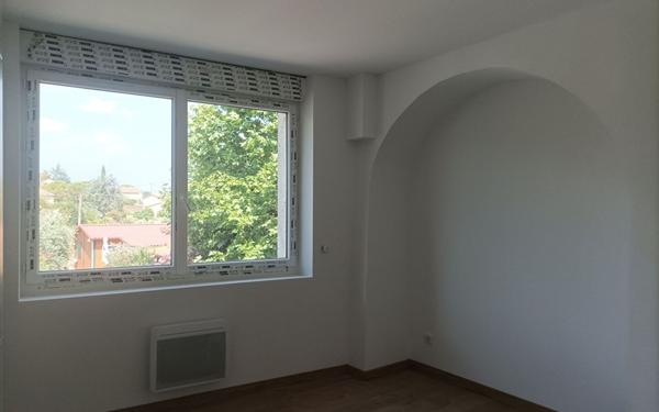 Appartement à louer    3 pièces •  Les Vans