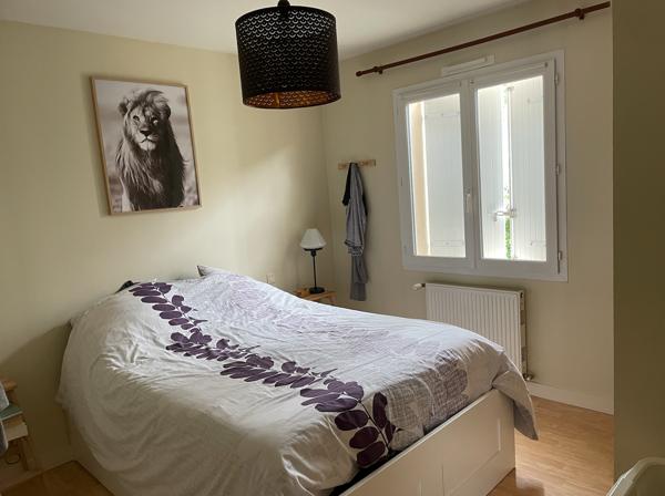 CHAURAY - Pavillon T5 de 112m2 sur demi sous-sol avec garage