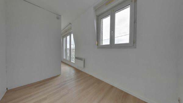 Appartement CHAMPS SUR MARNE - 1 pièce(s) - 30 m2