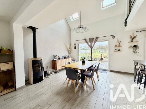 Maison à vendre 6 pièces 130 m² Pontpoint