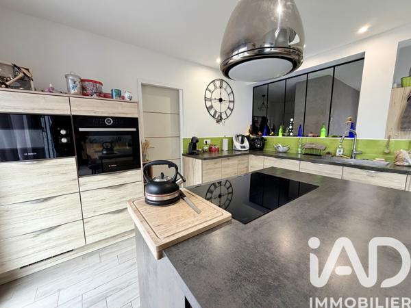 Maison à vendre 6 pièces 130 m² Pontpoint