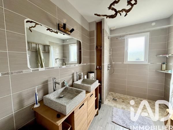 Maison à vendre 6 pièces 130 m² Pontpoint