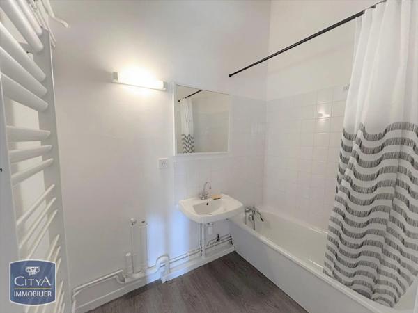 Appartement à louer 1 pièce 36.36m² Chinon (37500)