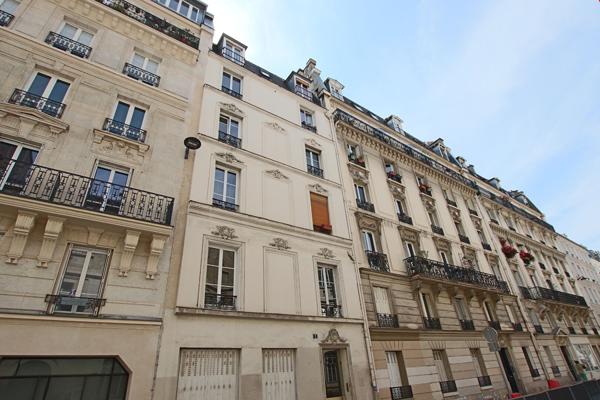 Studio de 19m2 ien étage avec ascenseur - idéalement placé - Paris 5ème  -