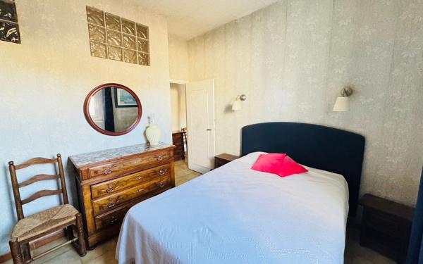 Maison à vendre    3 pièces • 62,17 m2 Sète