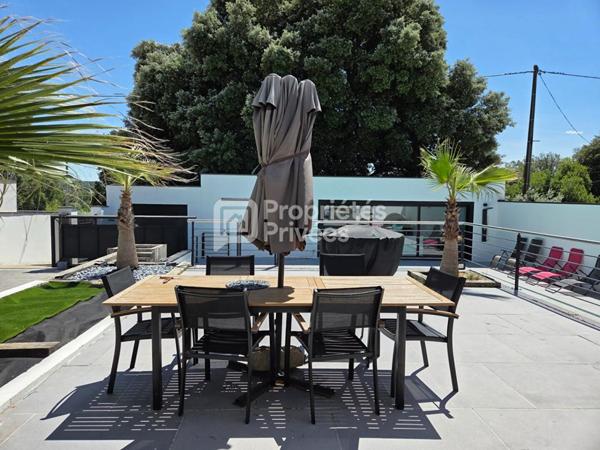 Maison Montélimar 6 pièces 225 m2