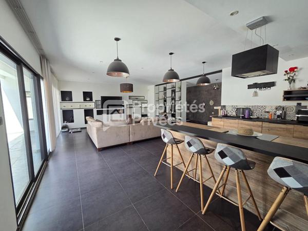 Maison Montélimar 6 pièces 225 m2