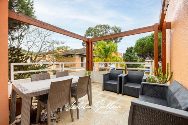 DEPT VAR - LE LAVANDOU Cavalière – Studio 26m² 4 couchages avec terrasse de 11m² plein Sud au calme, parking et plage à pied