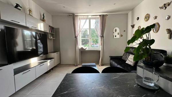 Appartement Neuville Sur Saone 2 pièces 35.1 m2