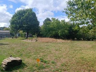 Construisez votre avenir sur 1 008 m² de tranquillité – Laval –