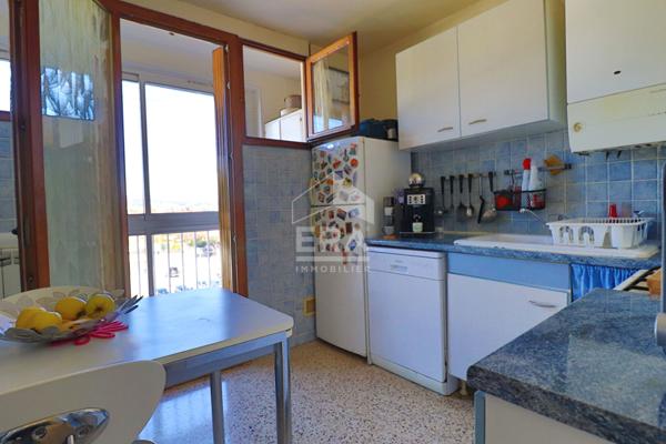 Appartement à vendre Marseille 13013 4/5 pièces Spacieux Saint-Mitre  Château Gombert traversant lumineux parking privatif  calme cave