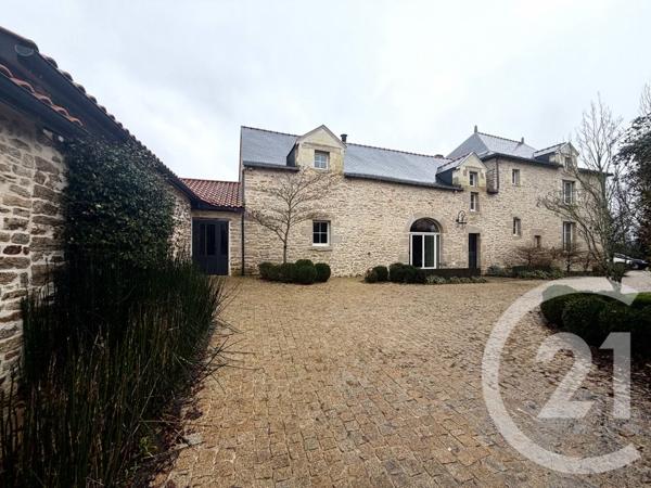 Maison à vendre  12 pièces - 315 m2 TREILLIERES - 44