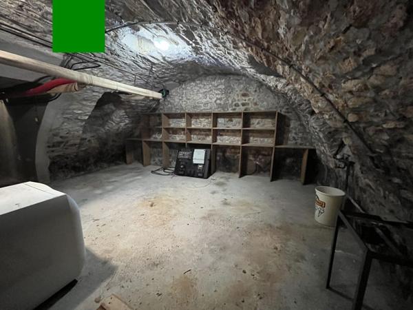 Appartement à louer 466 € CC ISSOUDUN 3 p 87 m² DPE E