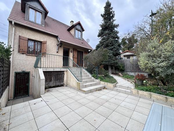 Maison à VILLETANEUSE (93430)