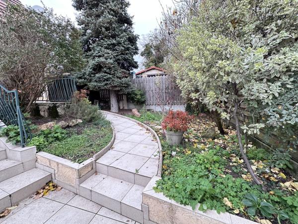 Maison à VILLETANEUSE (93430)